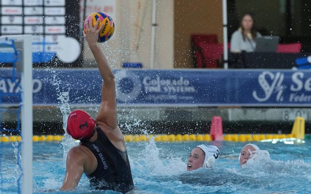 NZ women's water polo team - the White Caps.