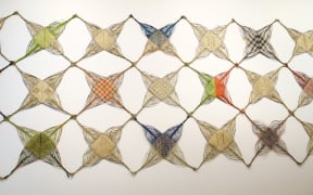 Kit-Set Whanaungatanga, Maureen Lander.
