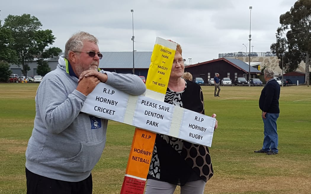Kevin Hornbrook and  Lyn Hucklebridge don't want the development on their patch.