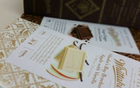 Whittaker's 'Hawke's Bay Braeburn Apple with Vanilla in White Chocolate', which uses vanilla beans from Tonga