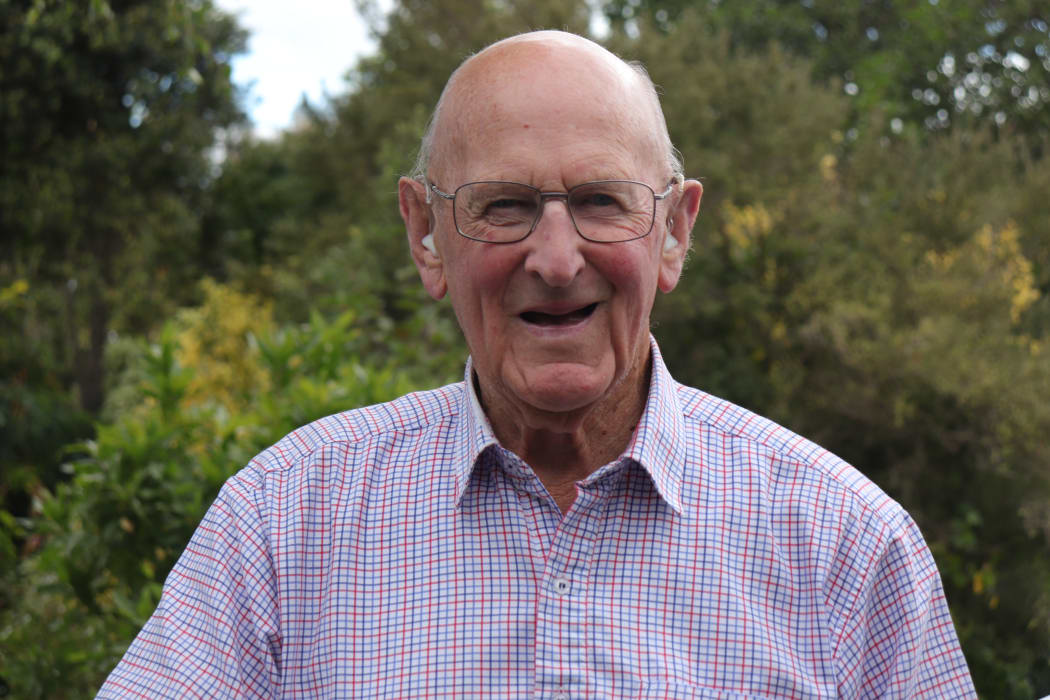 Hamilton Logan, 96, says he still remembers the Hawke’s Bay quake vividly.