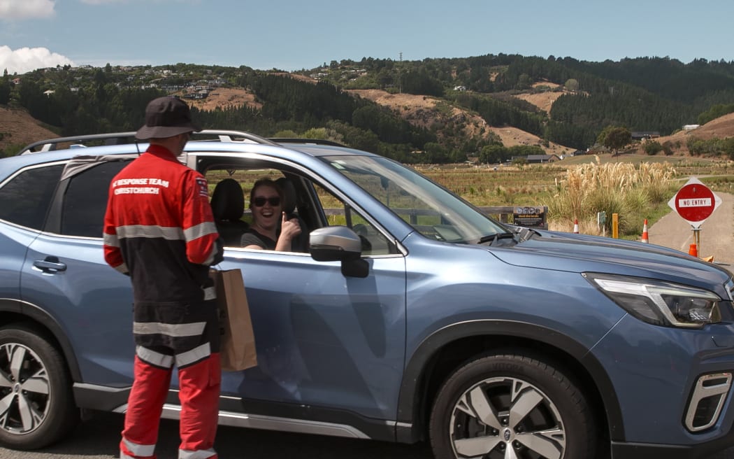 Firefighters battling the ongoing Port Hills blaze are being kept well fed and fuelled with food donated by the public.