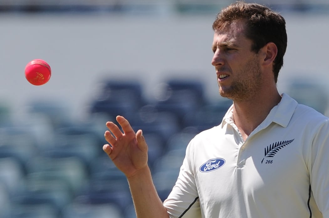 This file photo taken on November 21, 2015 shows New Zealand's Matt Henry preparing to bowl with the pink ball on day one of the tour cricket match between New Zealand and Western Australia in Perth.