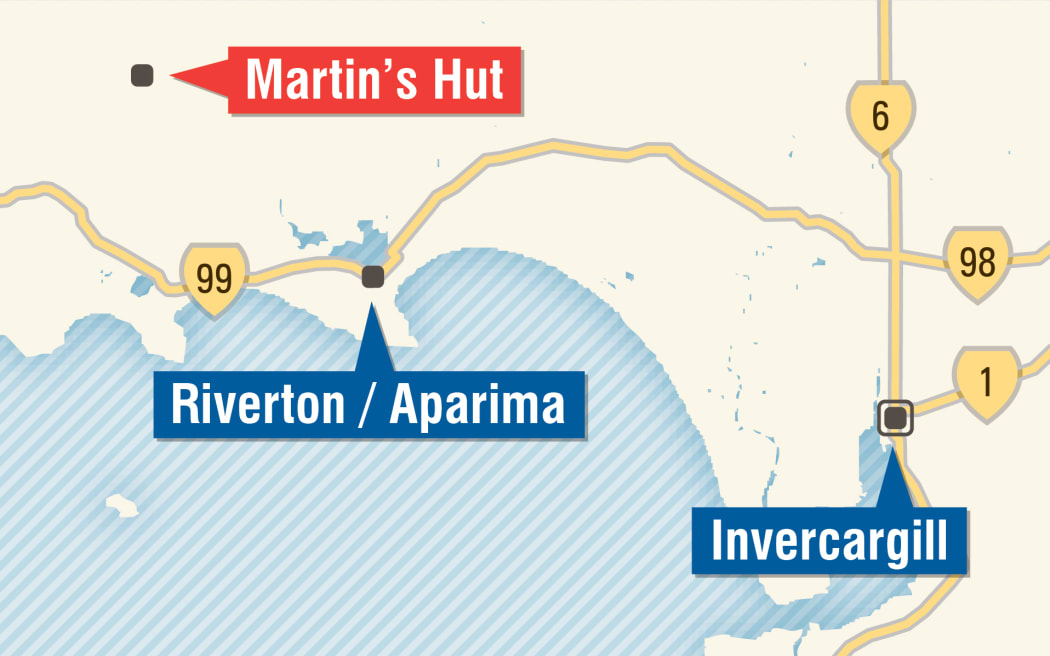 The hut is located north of Colac Bay/Oraka on the Southland section of Te Araroa Trail.