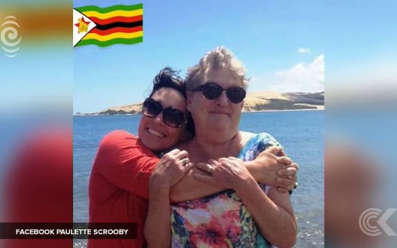 Expat Zimbabweans celebrate after Mugabe finally resigns: RNZ Checkpoint