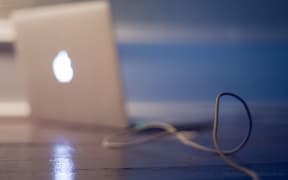 laptop out of focus