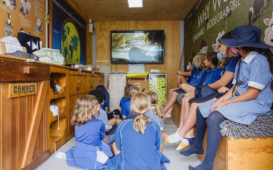 Havelock North Primary School students learn about the benefits of wool at these container-turned-sheds run by Campaign for Wool NZ.