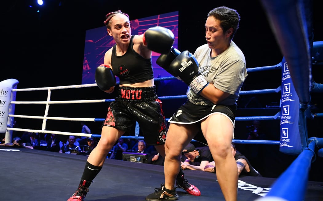 Mea Motu vs Toni Moki in 2021.