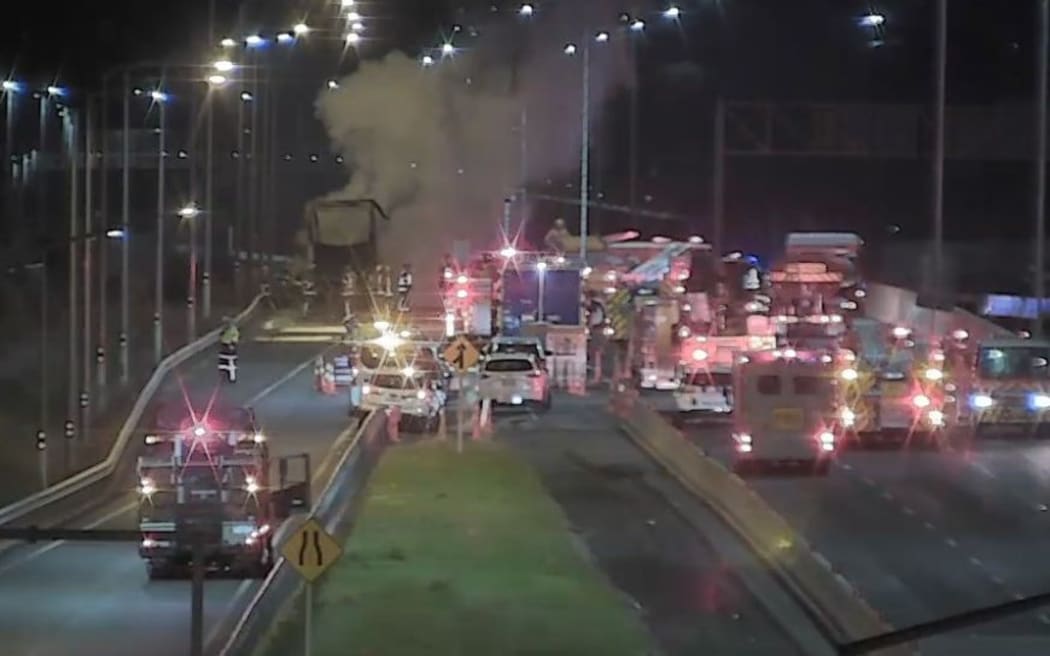Auckland's southern motorway was closed between Papakura and Takanini to both northbound and southbound lanes due to the truck fire.