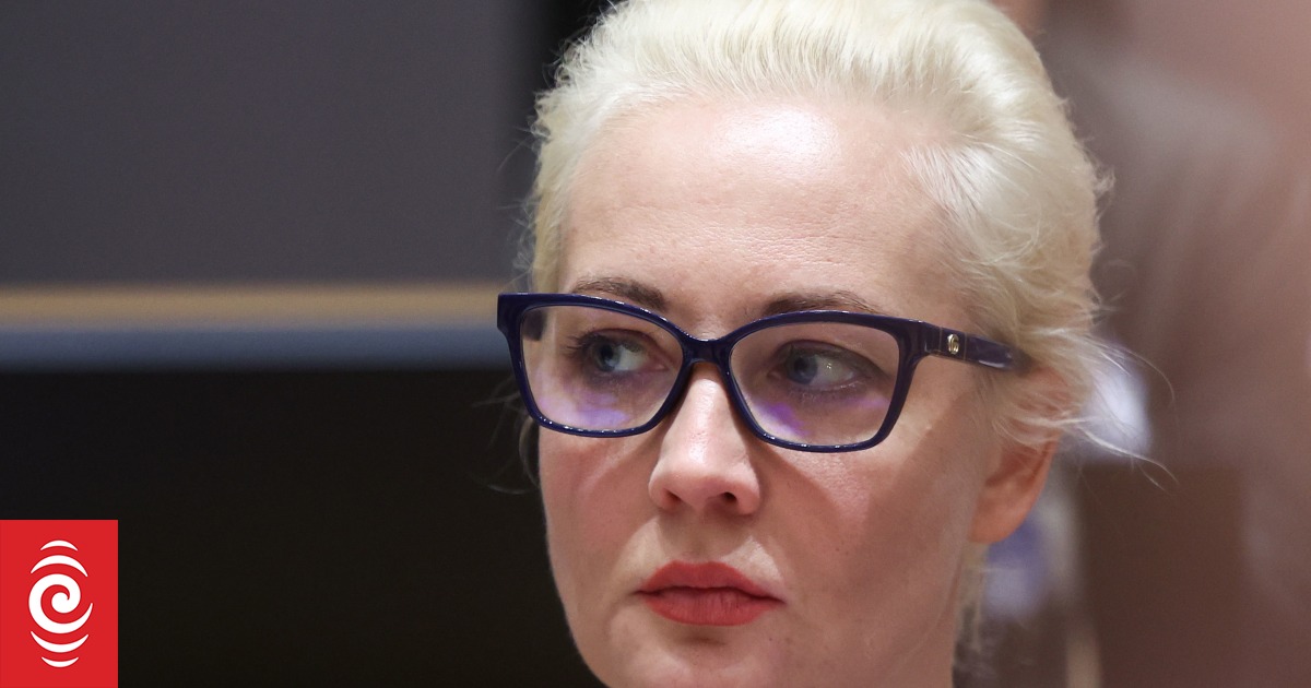 Navalny's widow says she will continue her husband's fight against Putin - Vimarsana News