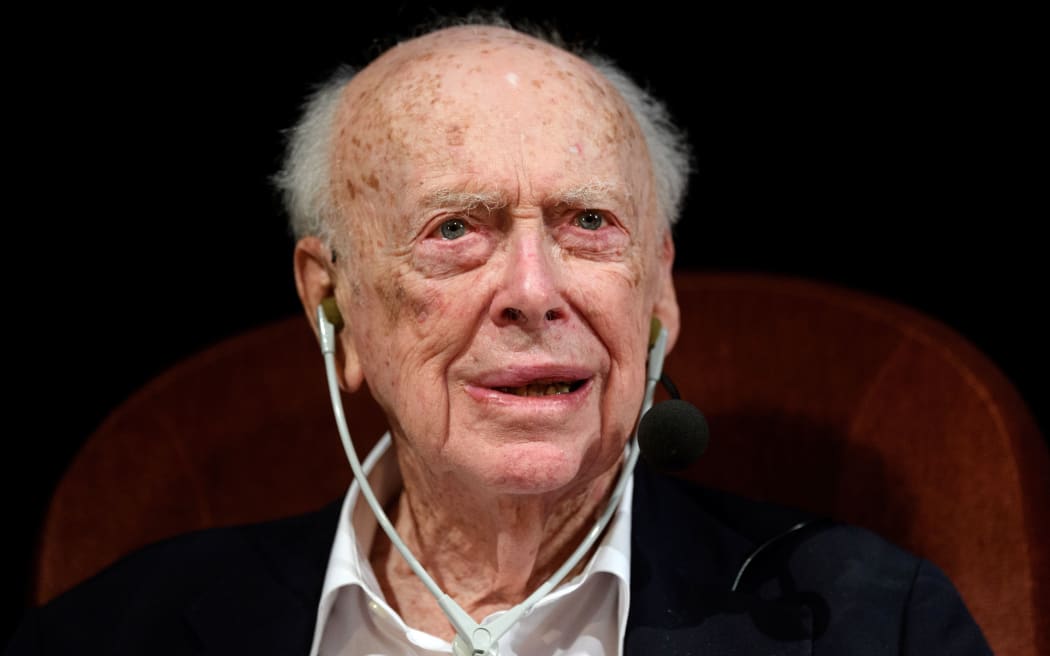 Nobel Laureate Dr James Watson giving an open lecture at the Institute of Bioorganic Chemistry of the Russian Academy of Sciences.