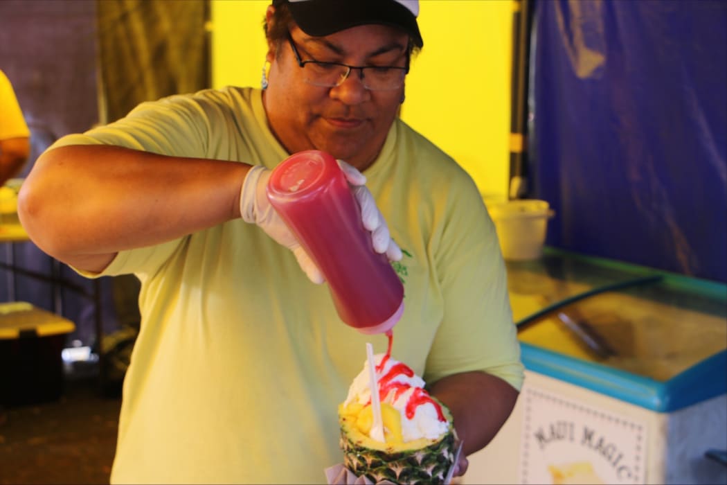 One of the most famous food cuisines of Polyfest, pineapple ice cream! Stall owners of The Hawaiian Pineapple Hut were kept busy.