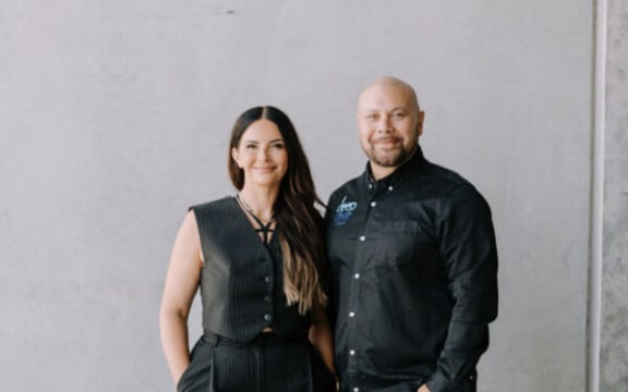 Courtney & Tua Karalus