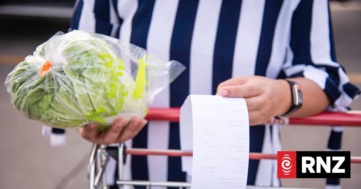 Reduced to Clear says customer numbers pick up as food prices rise | RNZ
