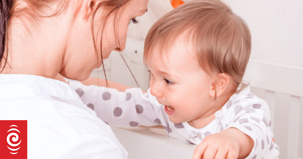 Do humidifiers help sick kids sleep better, and are they safe? RNZ News