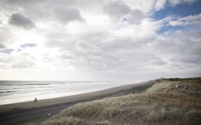 Coast Road access to Te Oneone Rangatira / Muriwai Beach will close from Saturday 2 November through to Monday 11 November to reduce the risk of fire from fireworks