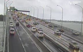 Auckland Harbour Bridge, Thursday morning.