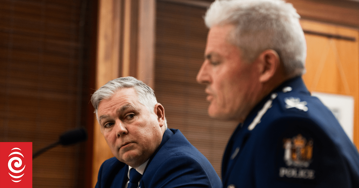 Der stellvertretende Polizeipräsident hat zwei Ausnahmen von den ...