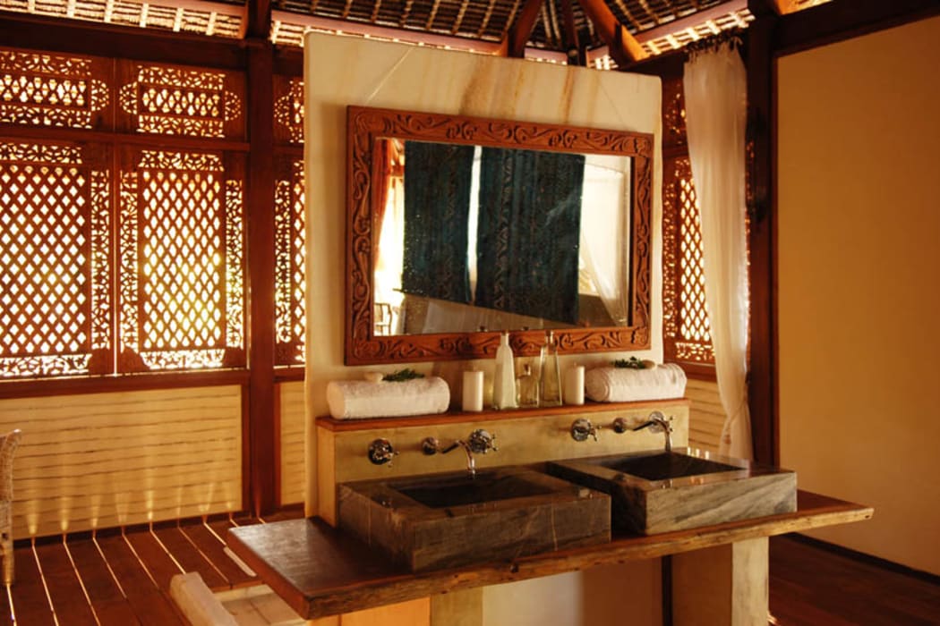 Kathryn Roughan's architecture in Africa.