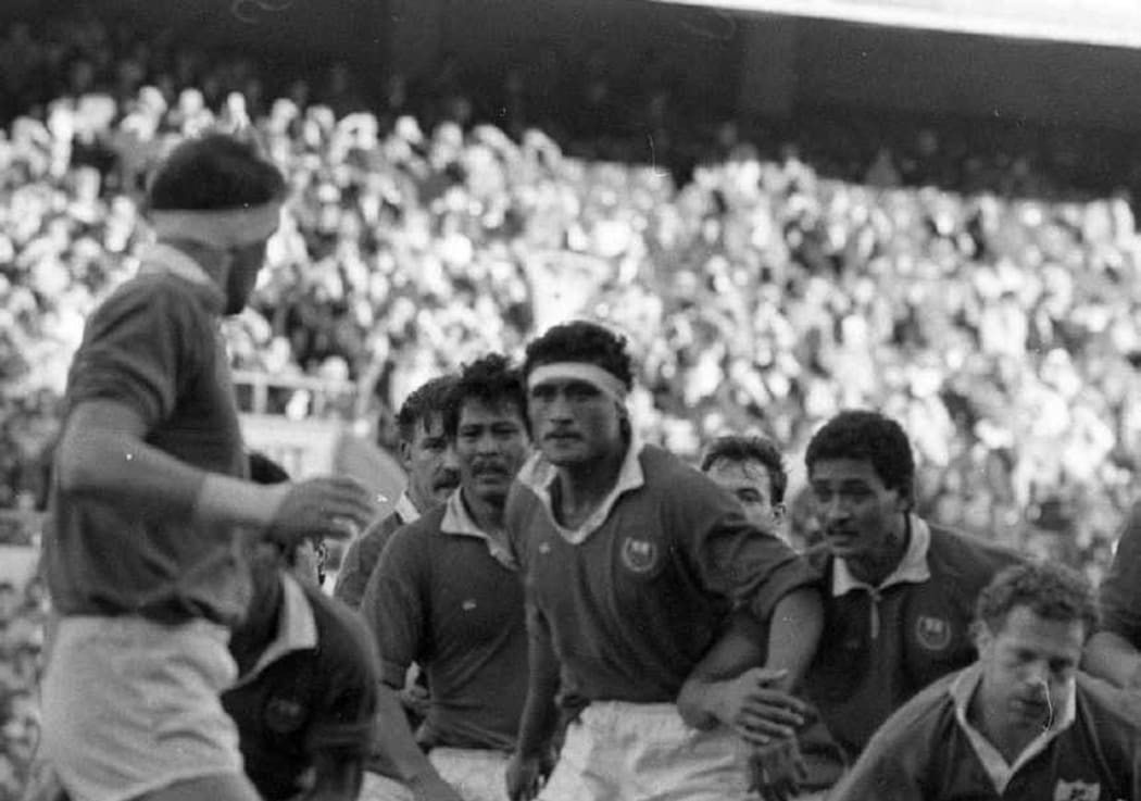 Su'a Saini Lemamea in action on his test debut against Ireland in 1988.