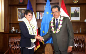 The French Education Minister Najat Vallaud-Belkacem and French Polynesian President Edouard Fritch