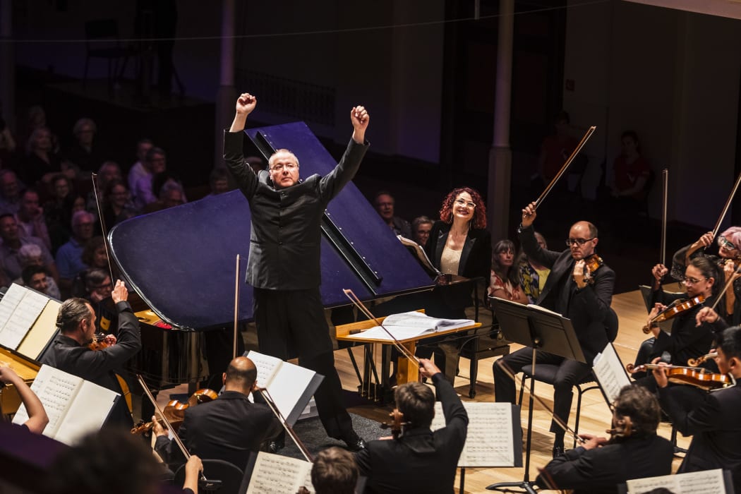 Auckland Philharmonia Orchestra performs Turangalila