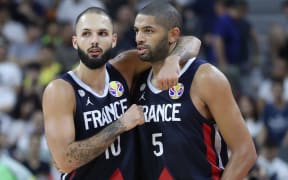 Nicolas Batum (R)
Evan Fournier (L) France.