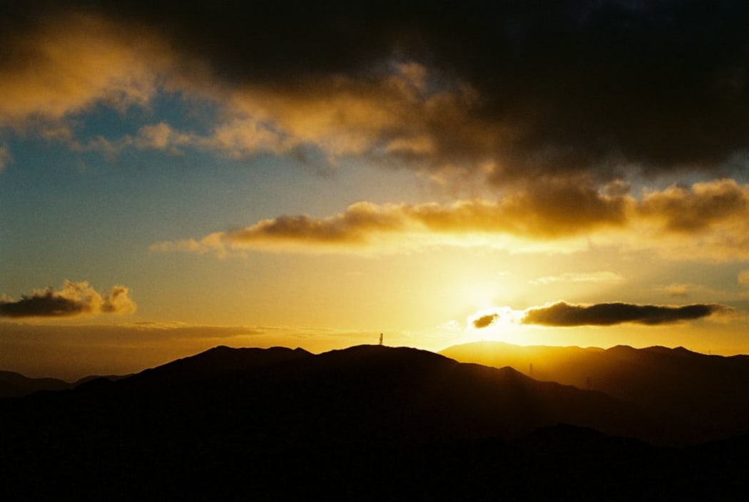 Makara sunset