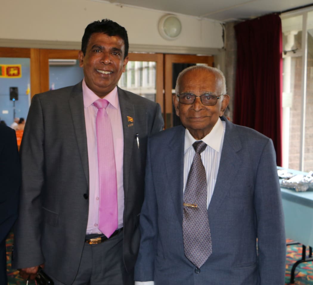 Roshan Manamperi and Dr Gamini Ediriweera.