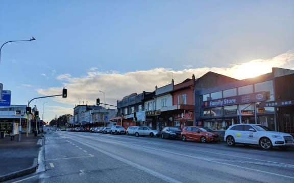 Queue for Balmoral testing station, Auckland