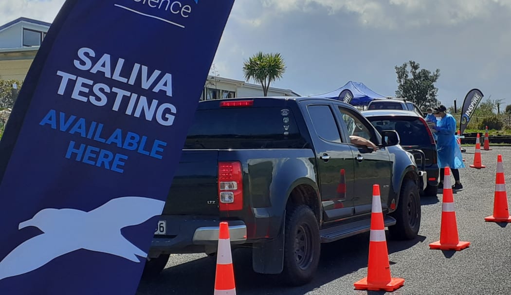 There was a steady stream of cars pulling up for saliva testing in Castlecliff today at the Inspire Manaaki Whānau Centre's pop-up testing station.