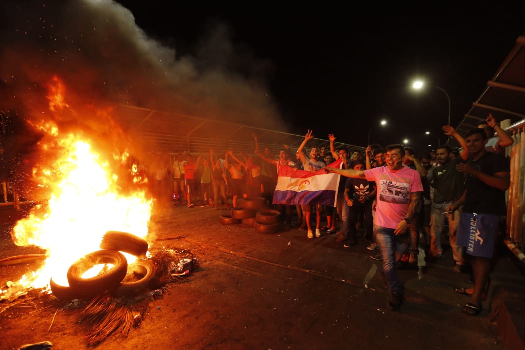 Protests in Paraguay, against the amendment to the Constitution releasing the presidential reelection of the President, turned violent at the Friendship Bridge in Ciudad Del Este.