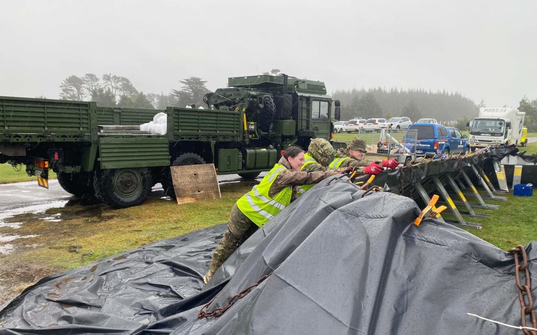 NZ Defence Force helps out with West Coast / Nelson region flooding - statement does not pin down exact area for pic