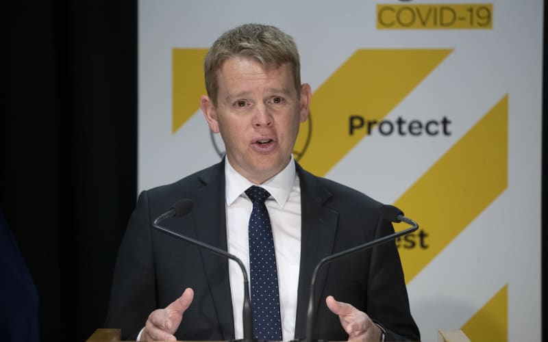 -POOL- Photo by Mark Mitchell: Covid-19 Response Minister Chris Hipkins during the Delta outbreak update with director general of health Dr Ashley Bloomfield at Parliament, Wellington. 20 October, 2021. NZ Herald photograph by Mark Mitchell