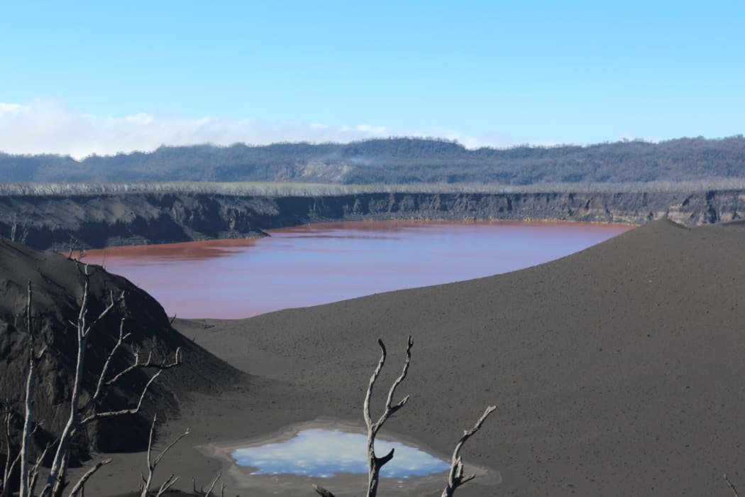 Ambae volcano ash fall