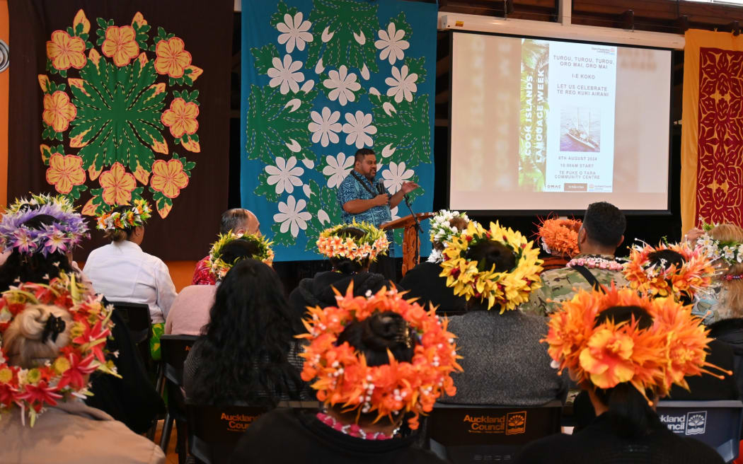 Ōtara-Papatoetoe Local Board chair Apulu Reece Autagavaia says “The OPLB is proud to support tivaevae and ‘ei katu workshops as a way to reconnect our Cook Islands youth to their mama and papa, and for the wider community."