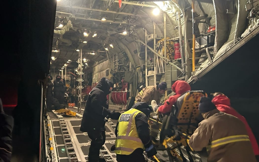 RNZAF in medical evacuation from Antarctica