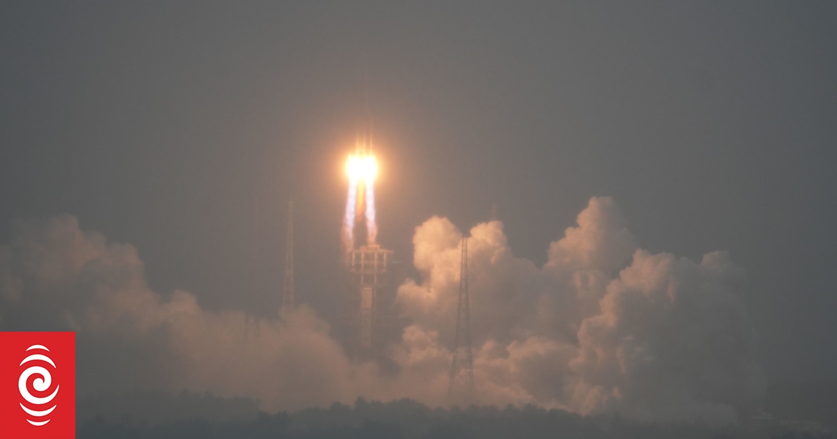 China spacecraft to try to land on Moon's far side - Vimarsana News