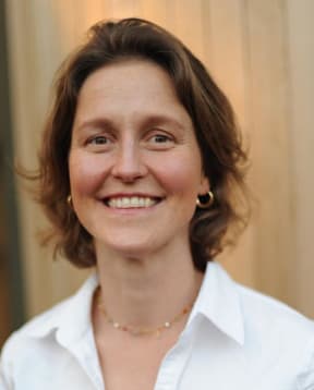 Dr Emiliana Simon-Thomas