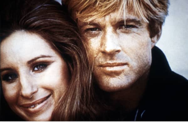 Nos plus Belles années
The way we were
1973
Real  Sydney Pollack
Barbra Streisand
Robert Redford.
COLLECTION CHRISTOPHEL © Rastar Productions / Tom Ward Enterprises (Photo by Rastar Productions / Tom Ward En / Collection ChristopheL via AFP)