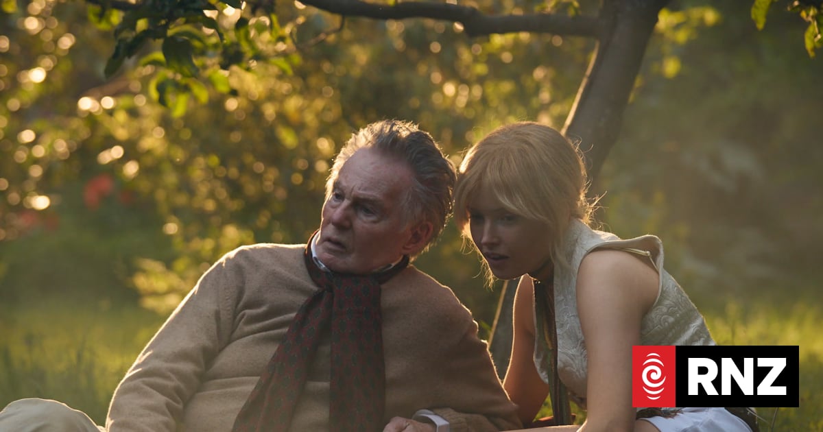 Moss & Freud: When an elderly painter and supermodel met