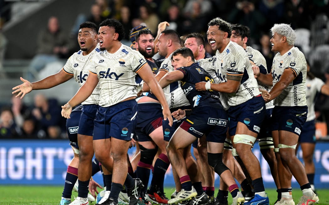 Moana Pasifika react following a scrum penalty.