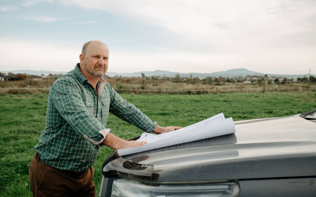From cows to houses: Rangiora family's creative new development | RNZ News