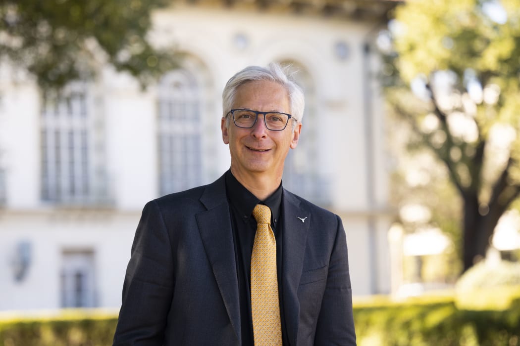 Art Markman is a professor of Psychology and Marketing at the University of Texas at Austin.