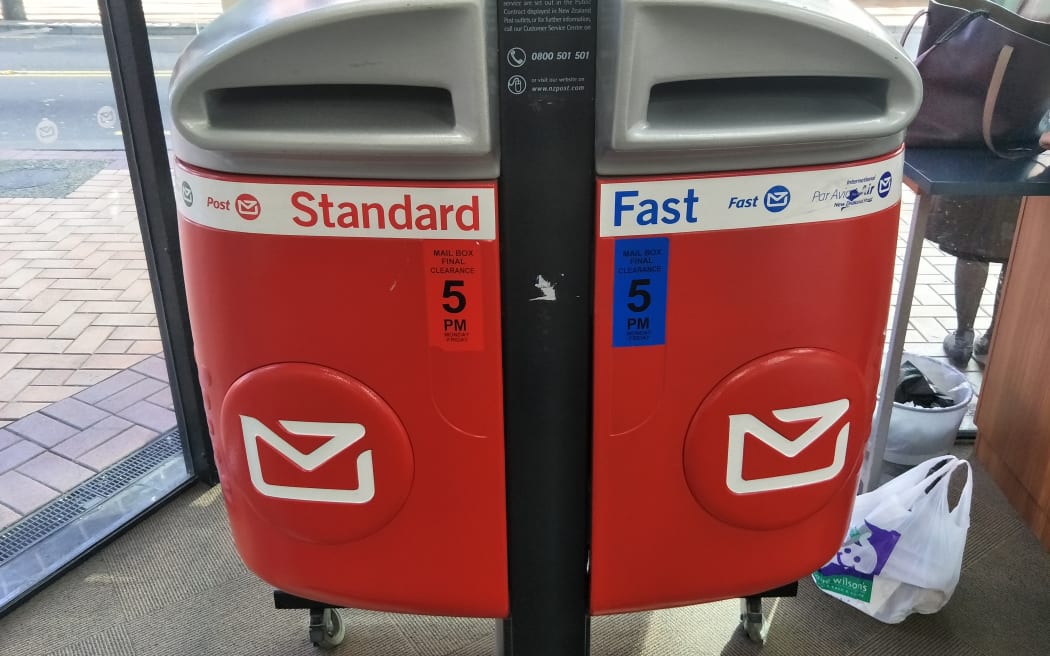 Post box, Wellington, August 2017