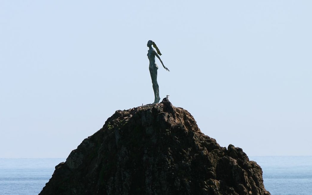 The Lady on the Rock - a sculpture in Whakatāne
