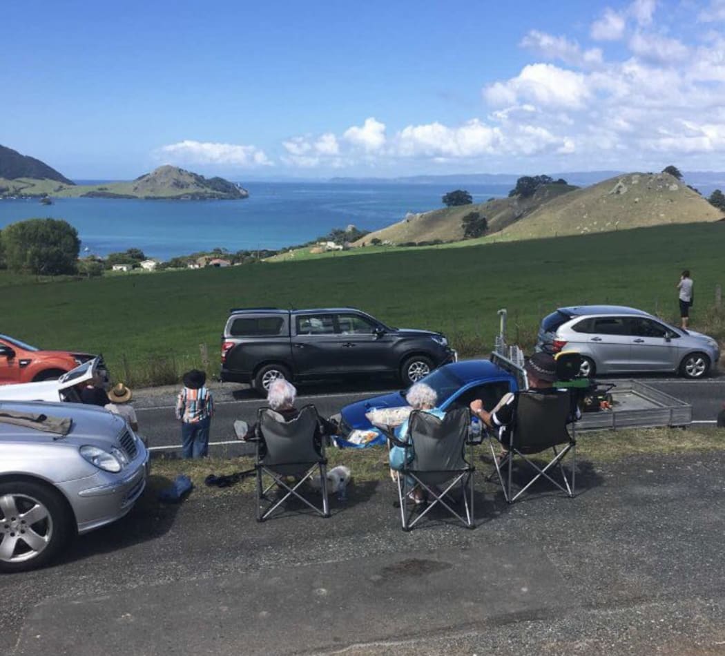 Watching, waiting and macramé at Whangārei Heads.