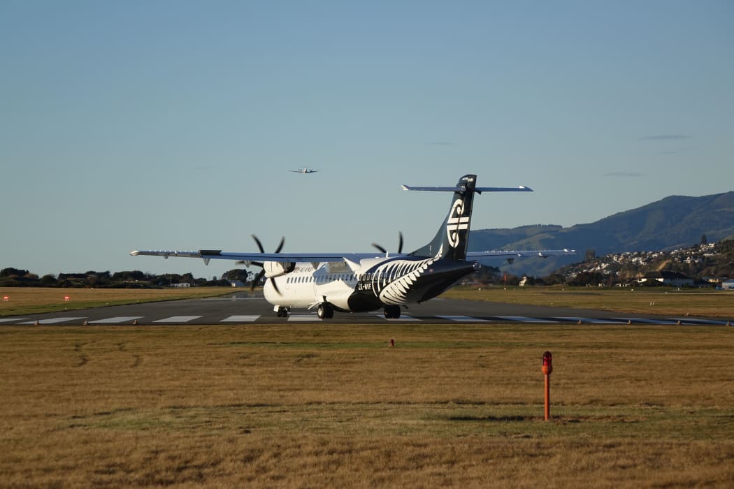 ATR waiting to take off, Nelson Airport
