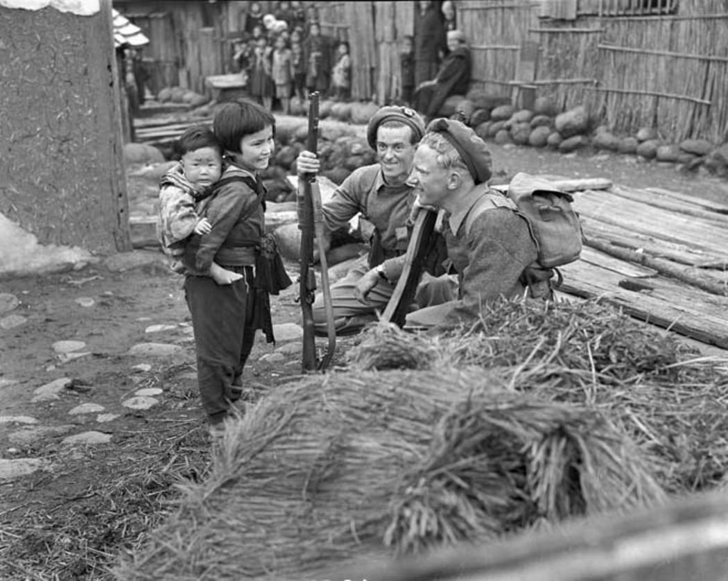 NZ soldiers in Jayforce after World War II