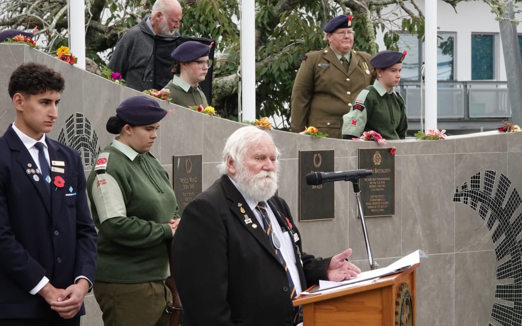 Vietnam veteran and Kerikeri RSA president Bill Godfrey addresses the civic service.